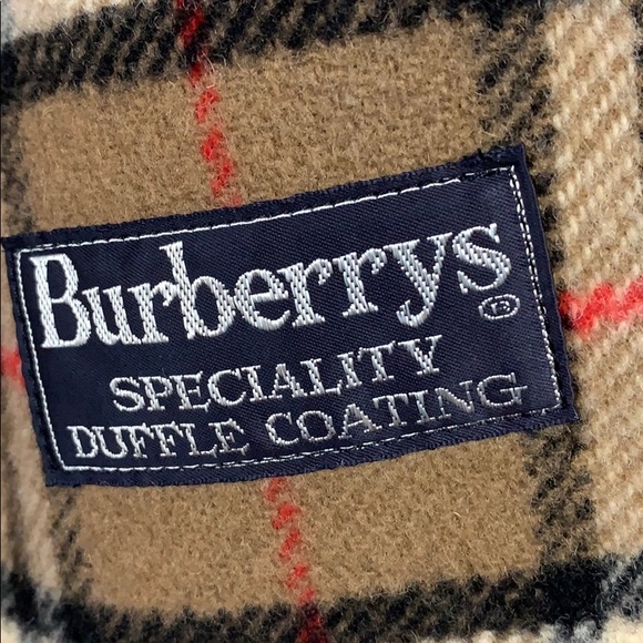 Authentic Burberry Duffle Coat - Picture 6 of 8